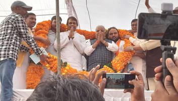 संजय कुमार - कुशीनगर के तुमकुही राज में आयोजित हुआ सरदार पटेल जयंती समारोह, युवा जदयू संगठन को मजबूत करने पर हुई चर्चा