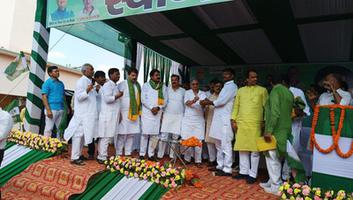 संजय कुमार - ऐतिहासिक समाजवादी समागम में प्रखर समाजवादी नेता श्री सतेन्द्र पटेल ने ली जदयू की सदस्यता